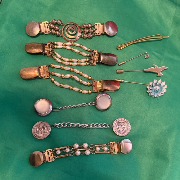 Jewelry - Gold-Tone Multi-Chain Sweater Clips with Pearl Accents